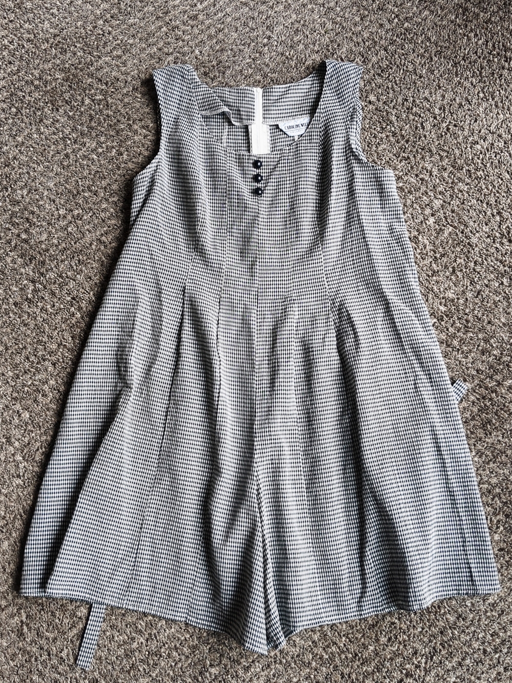 Vintage Sleeveless Gingham Romper — Black & White